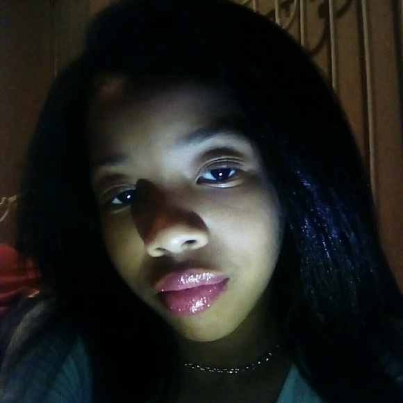 Meet your Posher, T'isha - Picture 1 of 1